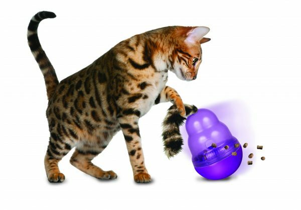 KONG Cat Wobbler